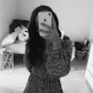 Meet your Posher, Ella